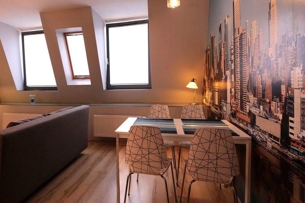 Pangsapuri studio 35 m² dengan 1 bilik mandi peribadi di Pusat Bandar Poznan Luaran gambar