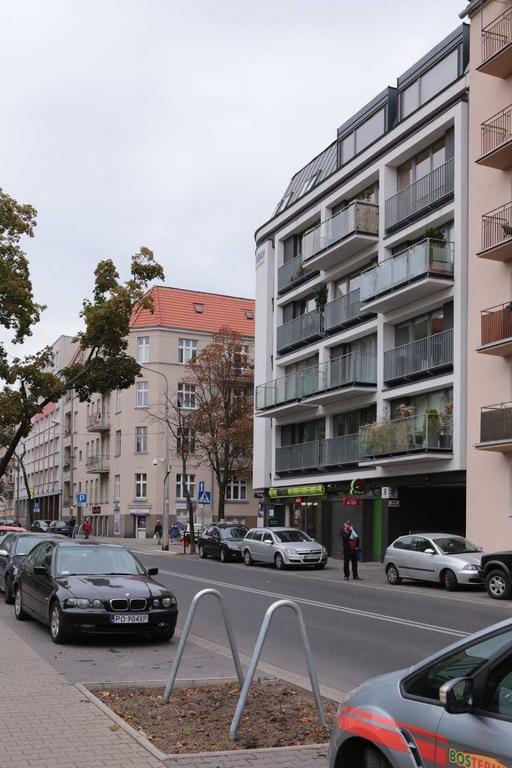 Pangsapuri studio 35 m² dengan 1 bilik mandi peribadi di Pusat Bandar Poznan Luaran gambar