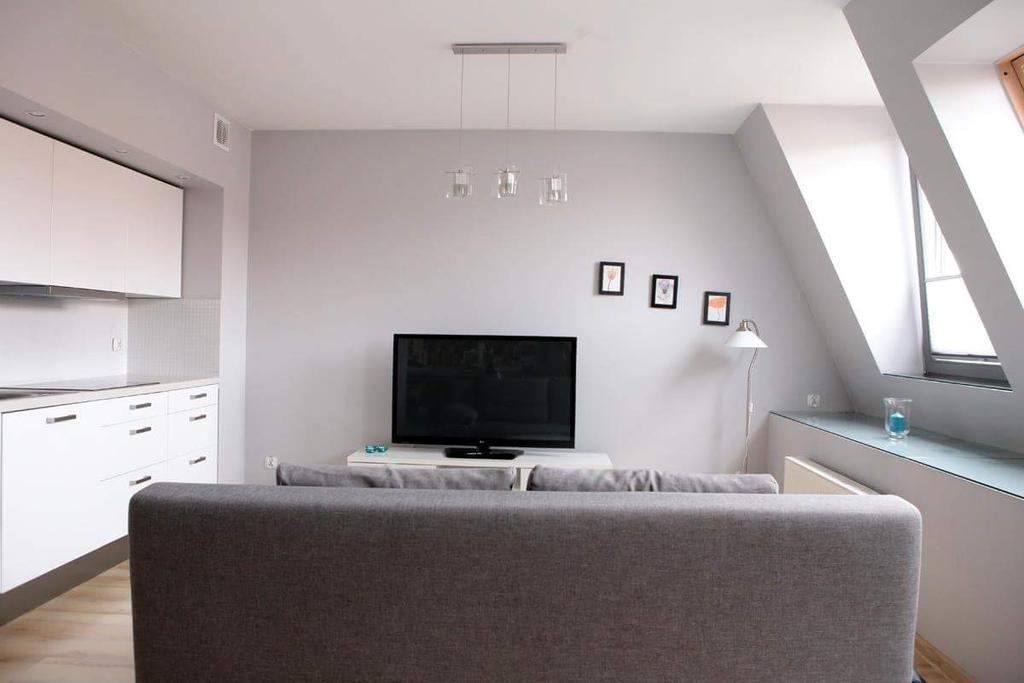 Pangsapuri studio 35 m² dengan 1 bilik mandi peribadi di Pusat Bandar Poznan Luaran gambar