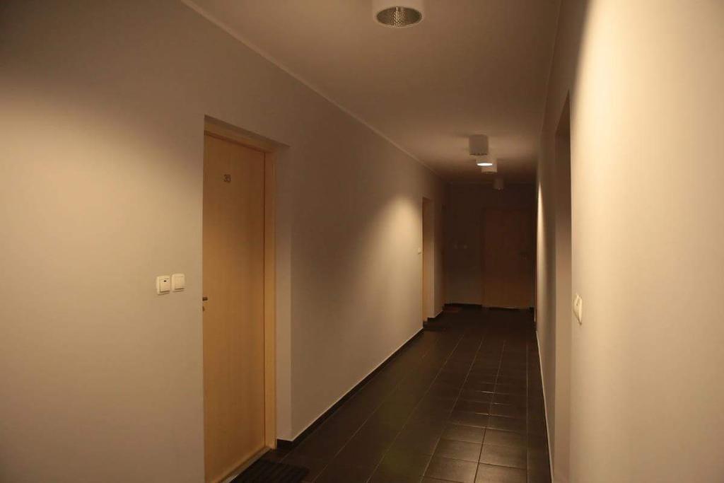 Pangsapuri studio 35 m² dengan 1 bilik mandi peribadi di Pusat Bandar Poznan Luaran gambar