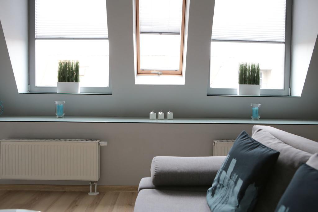 Pangsapuri studio 35 m² dengan 1 bilik mandi peribadi di Pusat Bandar Poznan Luaran gambar