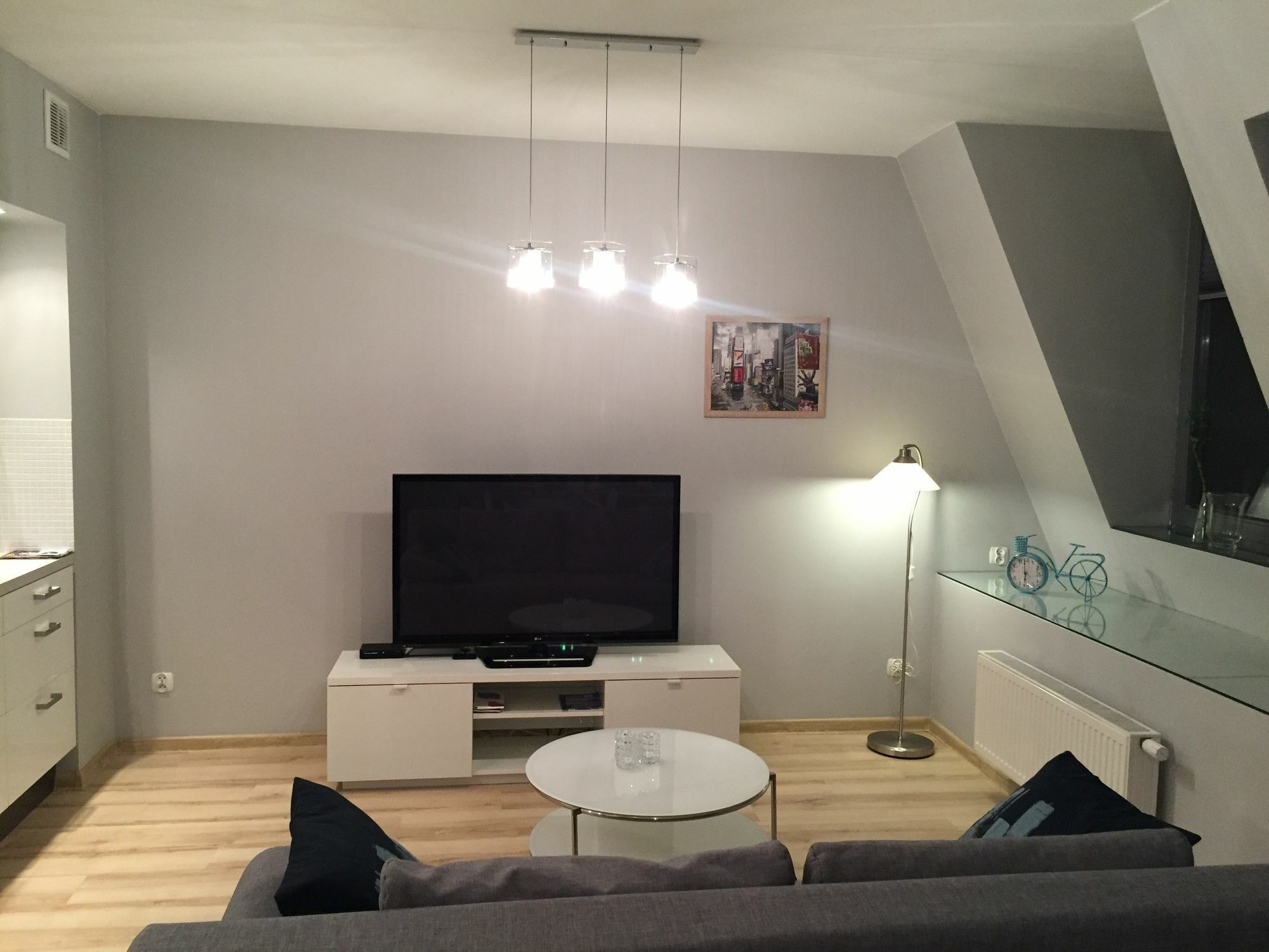 Pangsapuri studio 35 m² dengan 1 bilik mandi peribadi di Pusat Bandar Poznan Luaran gambar